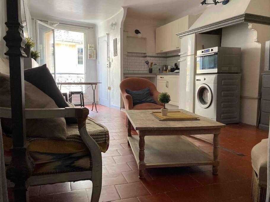 Ferienwohnung Superbe T2 Au Coeur D'Aix-En-Provence Exterior foto